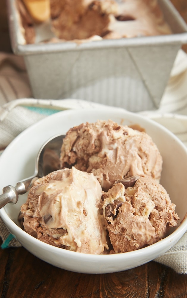 white bowl with three scoops of No-Churn Chocolate Peanut Butter Swirl Ice Cream