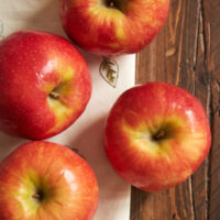Find your favorite baking apple and put it to delicious use with some great apple recipes! - Bake or Break