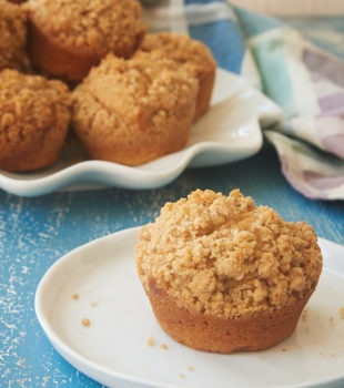Cookie Butter Crumb Muffins