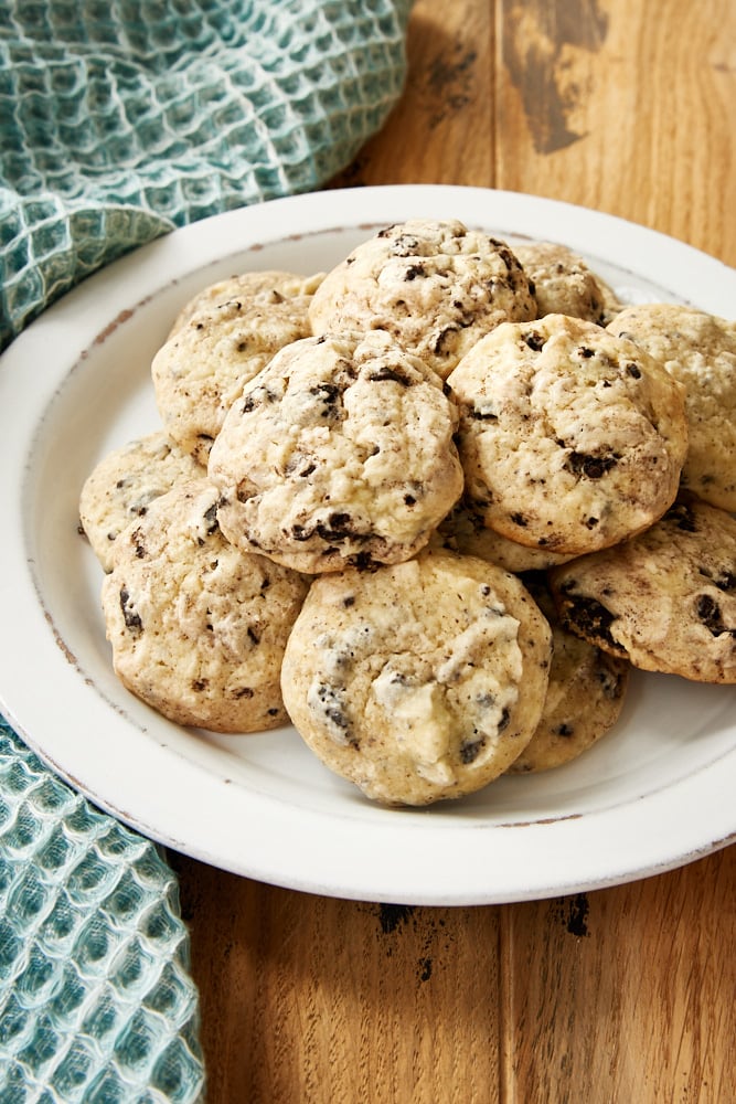 Cookies and Cream Cheesecake Cookies served on a white plate