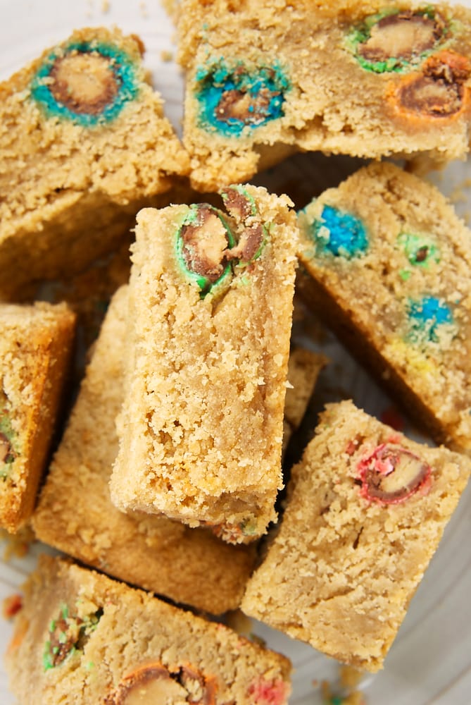 overhead view of Peanut Butter Cookie Bars on a light gray plate