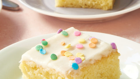 Vanilla Buttercream Cake - My Gorgeous Recipes