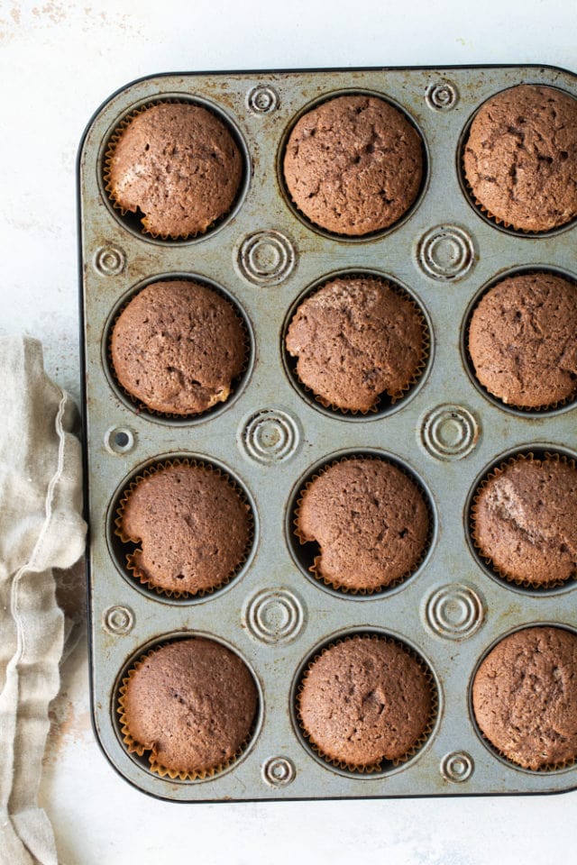 Easy Mexican Chocolate Cupcakes | Bake or Break