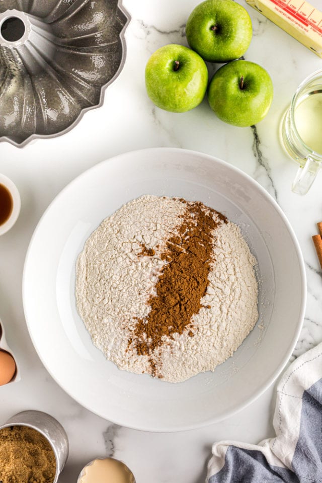 dry ingredients for apple spice cake