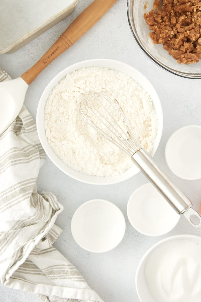 dry ingredients for coffee cake