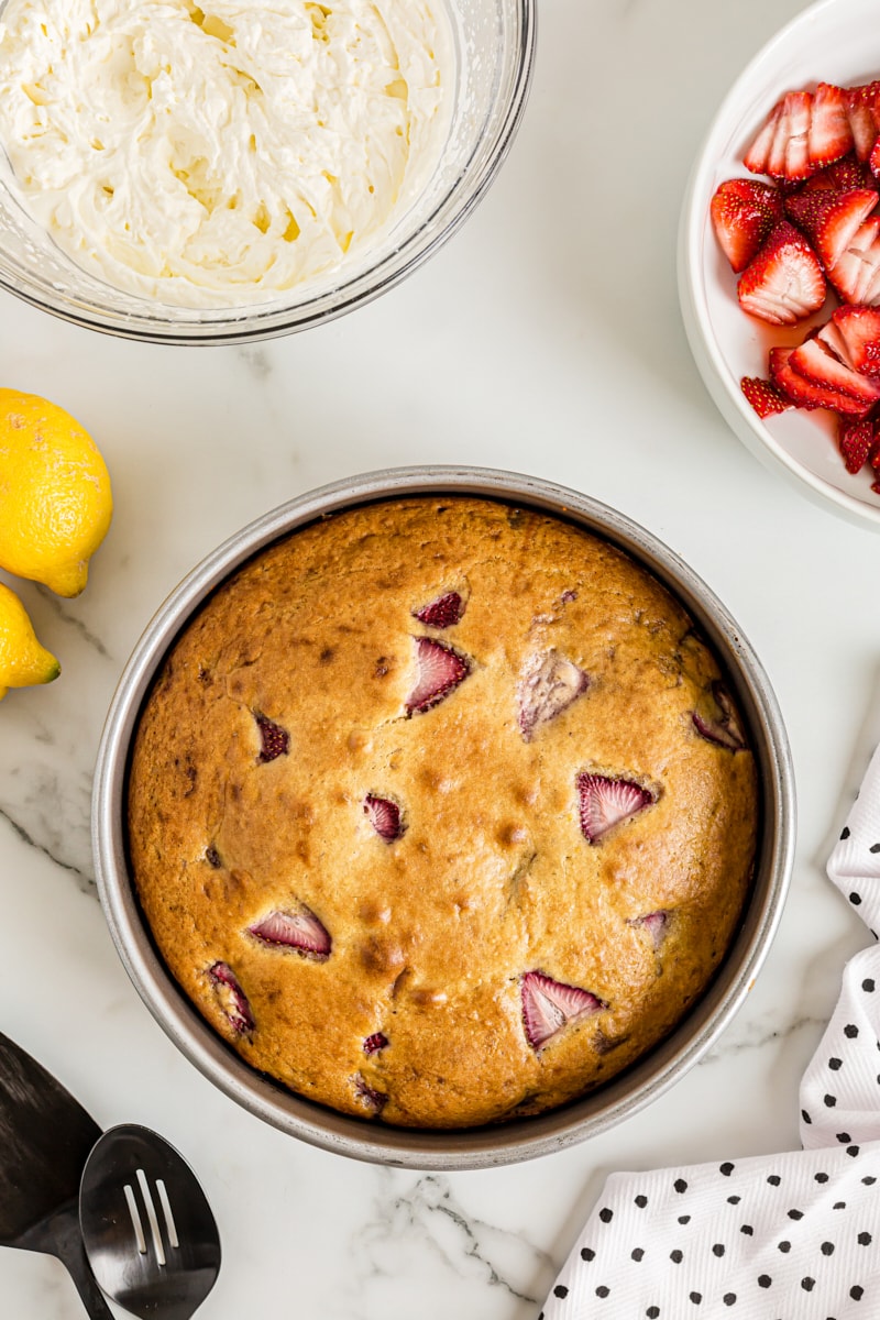 Lemon-Strawberry Shortcake in round baking pan