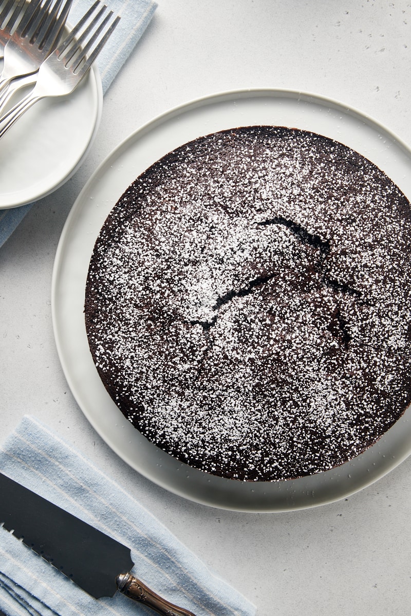 Overhead view of whole cocoa cake