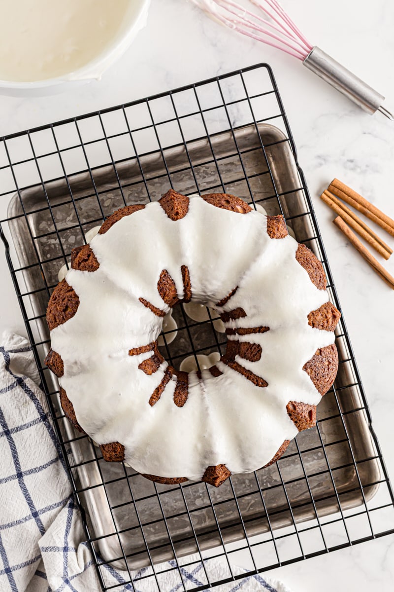 This Oven-Proof Cooling Rack Is Your Key to Crispy Food, Always