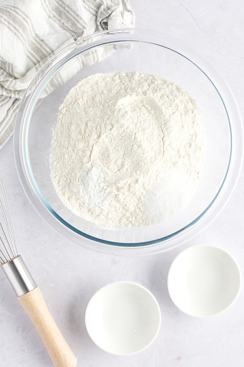 Flour, baking powder and salt in a bowl.