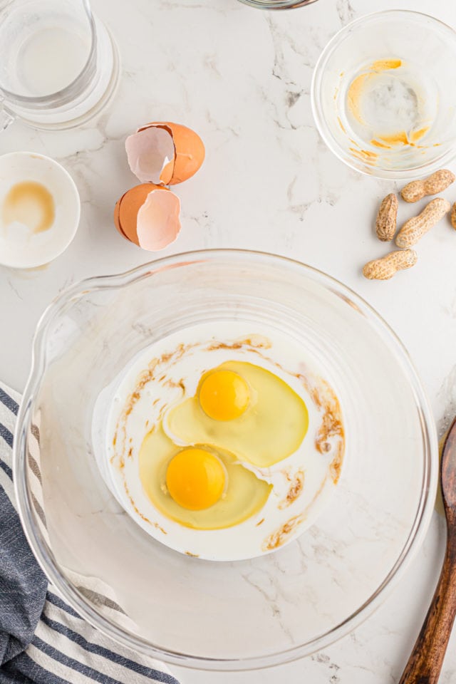 Eggs, buttermilk, and vanilla in a bowl