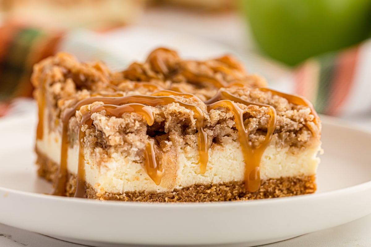 Caramel Apple Cheesecake Bars - Bake or Break