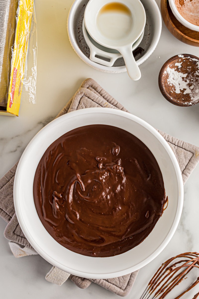 Chocolate pudding in large bowl