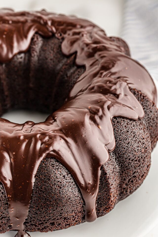 Moist Chocolate Sour Cream Bundt Cake | Bake or Break