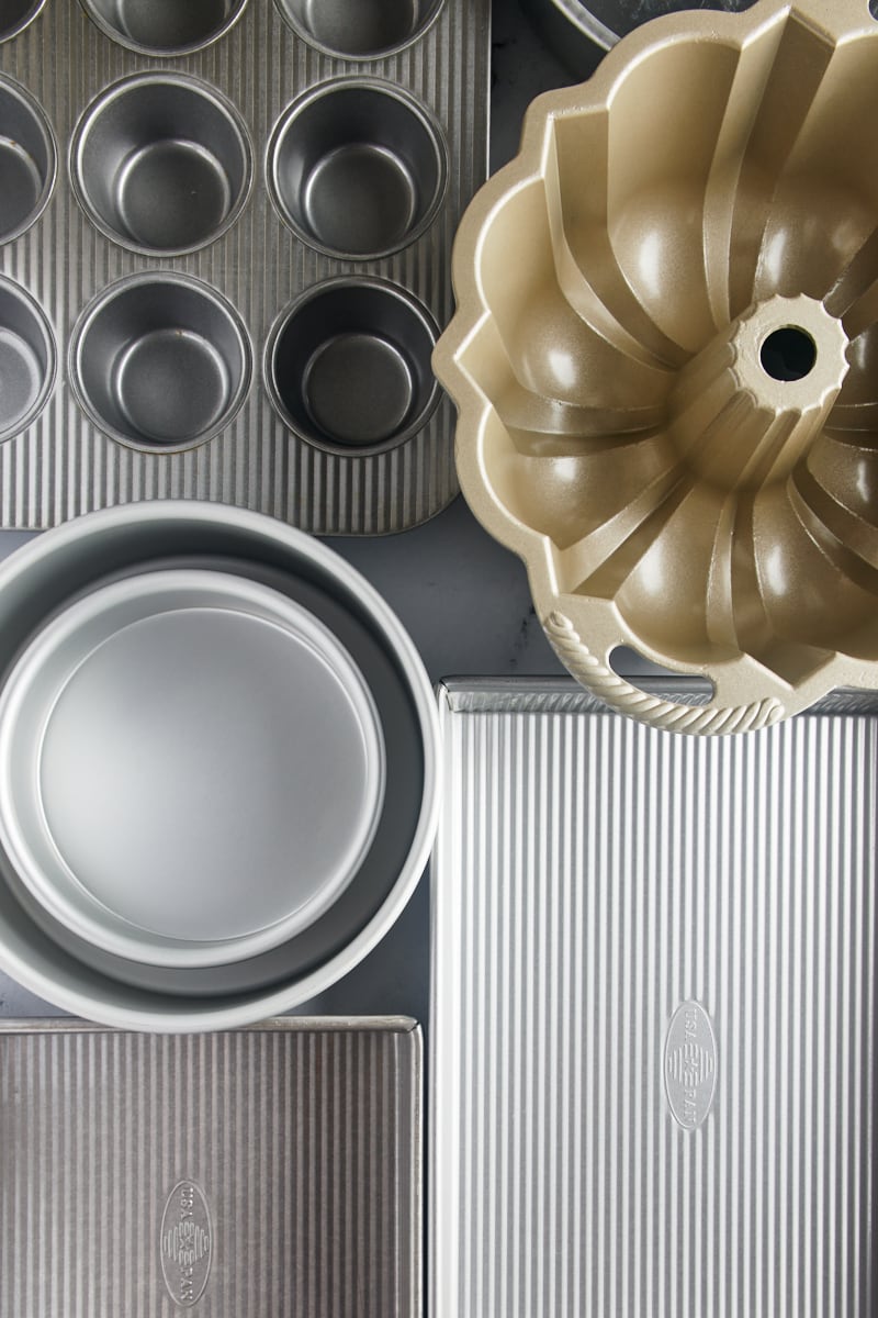 several different shapes and sizes of baking pans