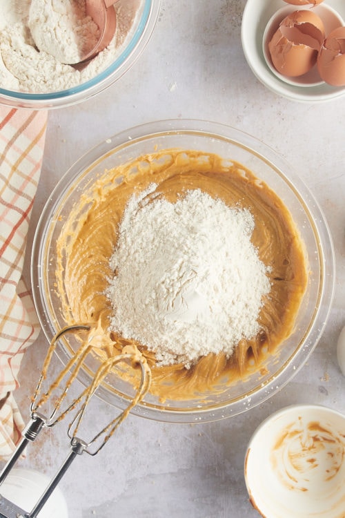 Cookie Butter Bundt Cake Bake or Break