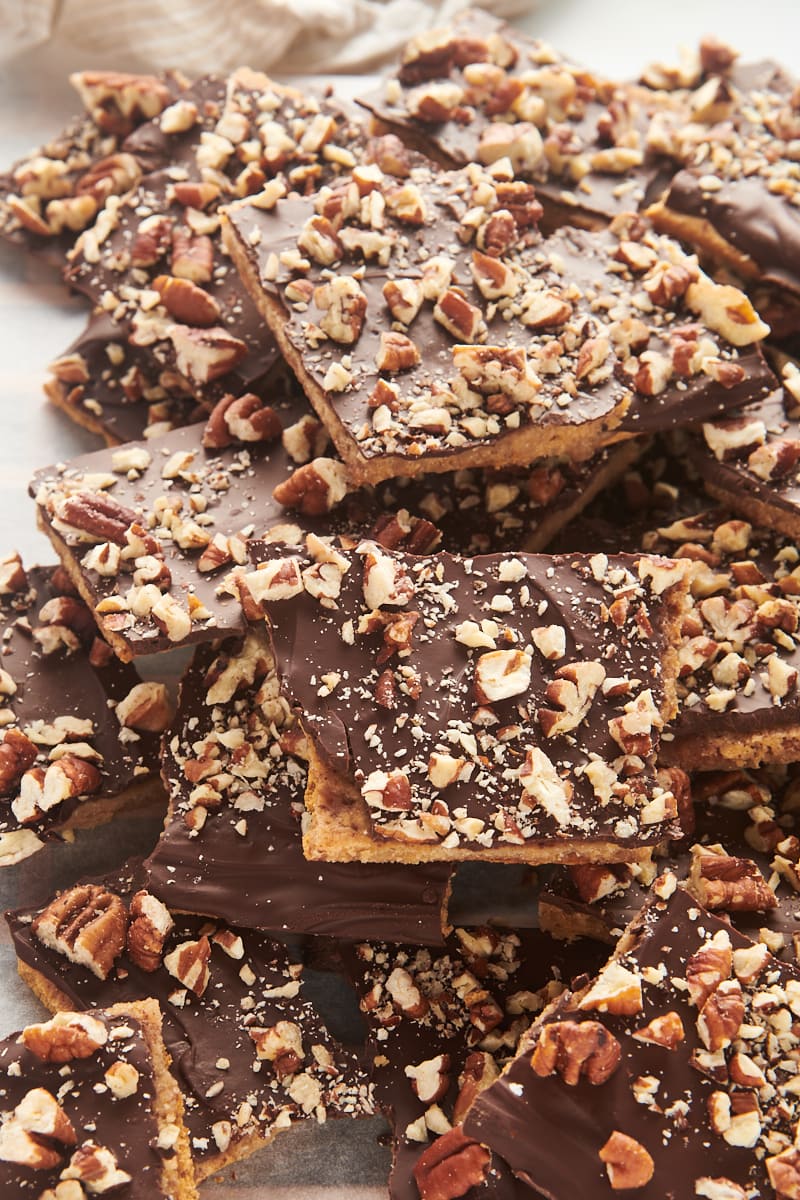 a big pile of graham cracker toffee