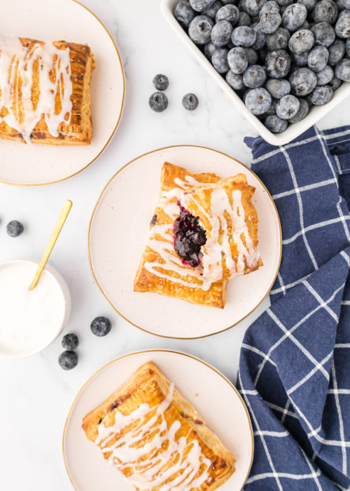 Easy Blueberry Toaster Strudel Recipe - Bake or Break