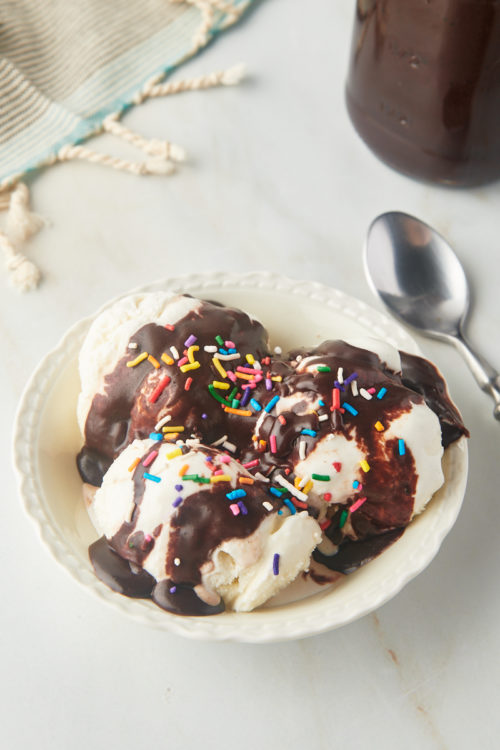 Homemade Hot Fudge Sauce Recipe: A Decadent Indulgence - Bake or Break