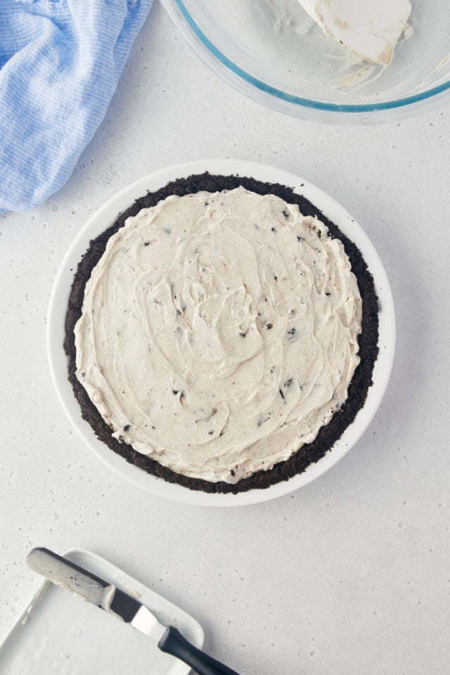overhead view of assembled Oreo pie ready to go into the refrigerator