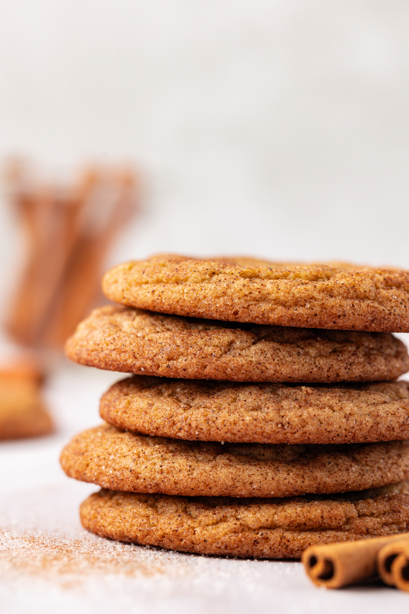 stack of six brown butter snickerdoodles