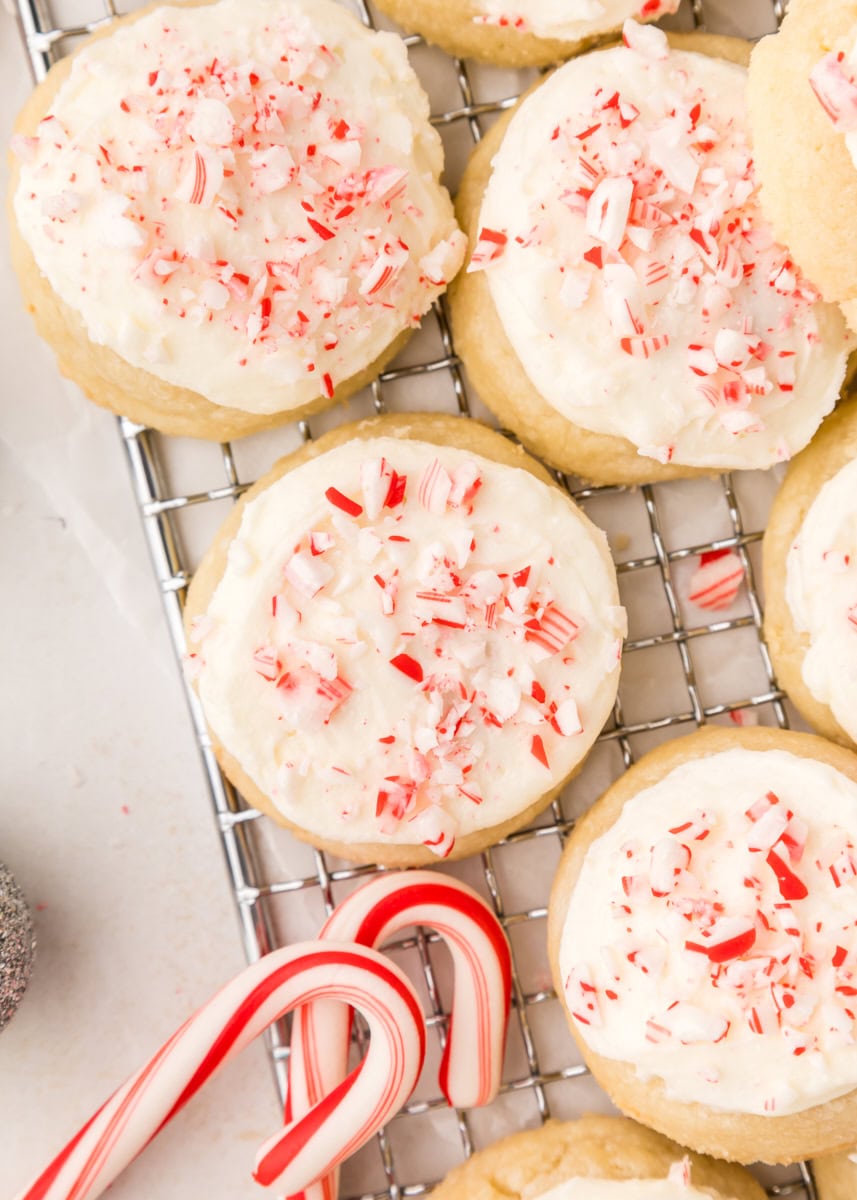 overhead view of peppermint meltaways on a wire rack