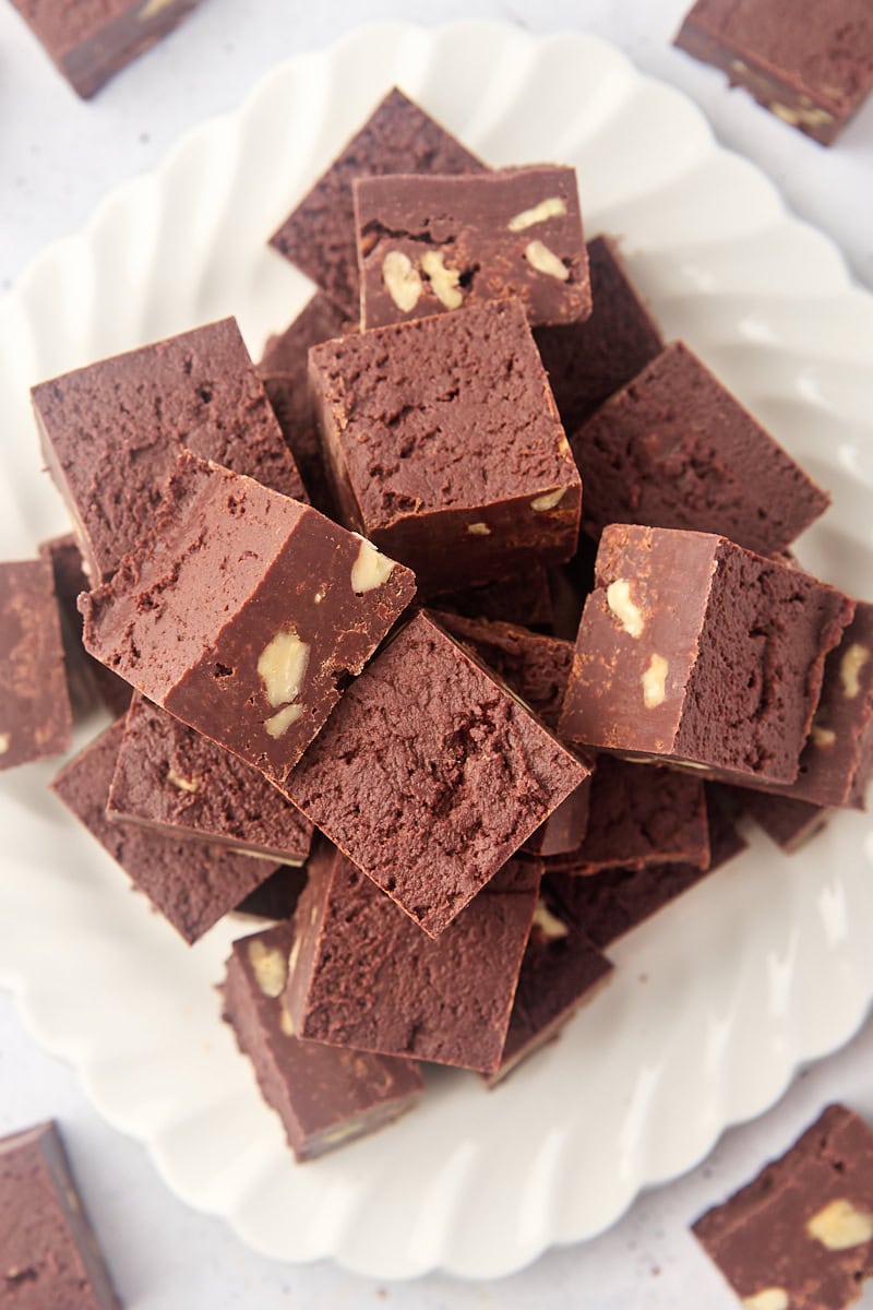 overhead view of fudge on a white plate