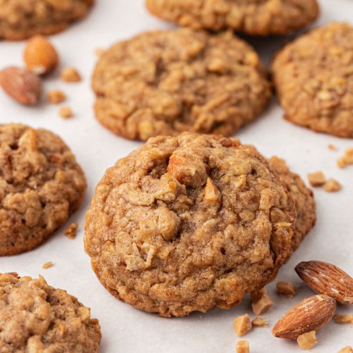 Irresistible Oatmeal Date Cookies - Bake or Break