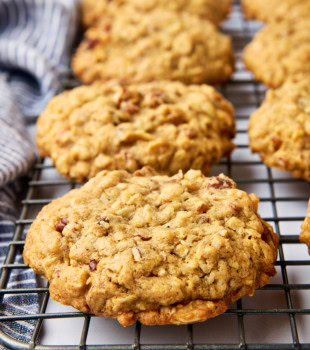 brown butter maple oatmeal cookies on a wire rack