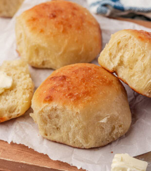 small batch dinner rolls with soft, fluffy texture