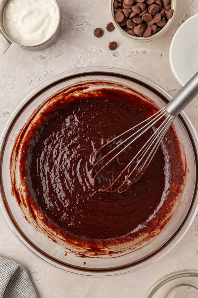 combined wet ingredients for brownies